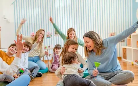 Zajęcia otwarte z rodzicami: Jak skutecznie zaangażować? Poradnik