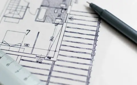 Architekt po studiach: Ile zarobisz na start? Od 4500 zł brutto!